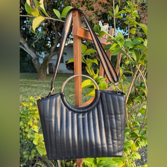 ALDO Black Quilted Set of 2 Shoulder Bag with Gold Details - Picture 5 of 16